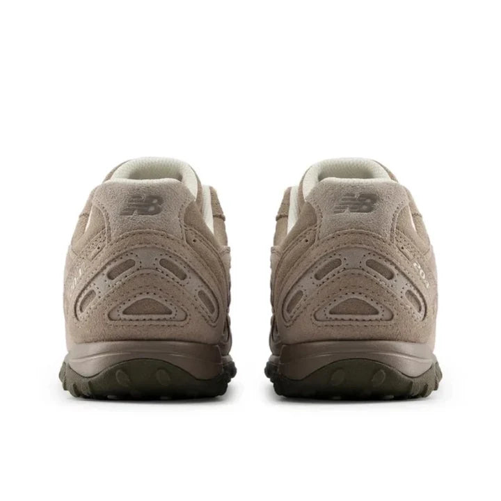 New Balance
204L Mushroom/Arid Stone sneakers