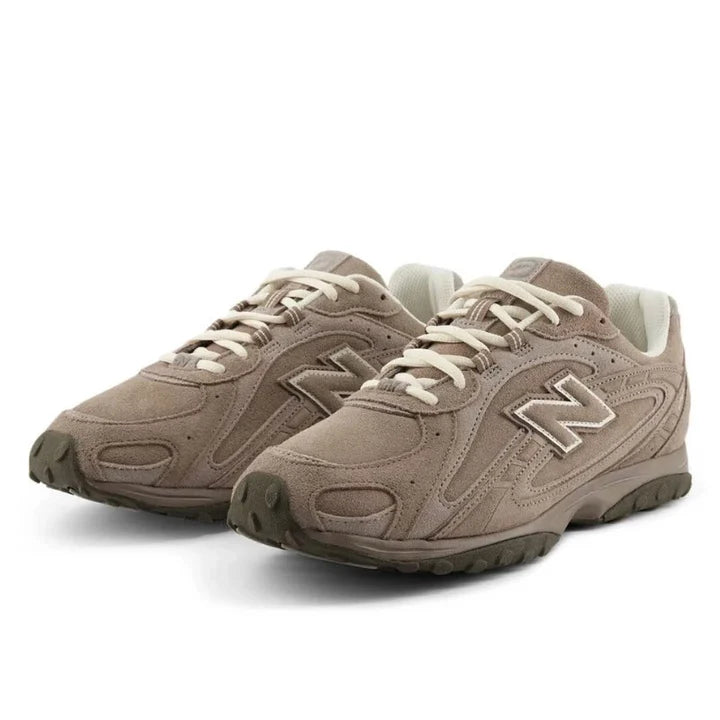 New Balance
204L Mushroom/Arid Stone sneakers